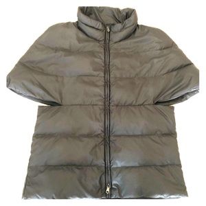 Quilted zipper up black jacket